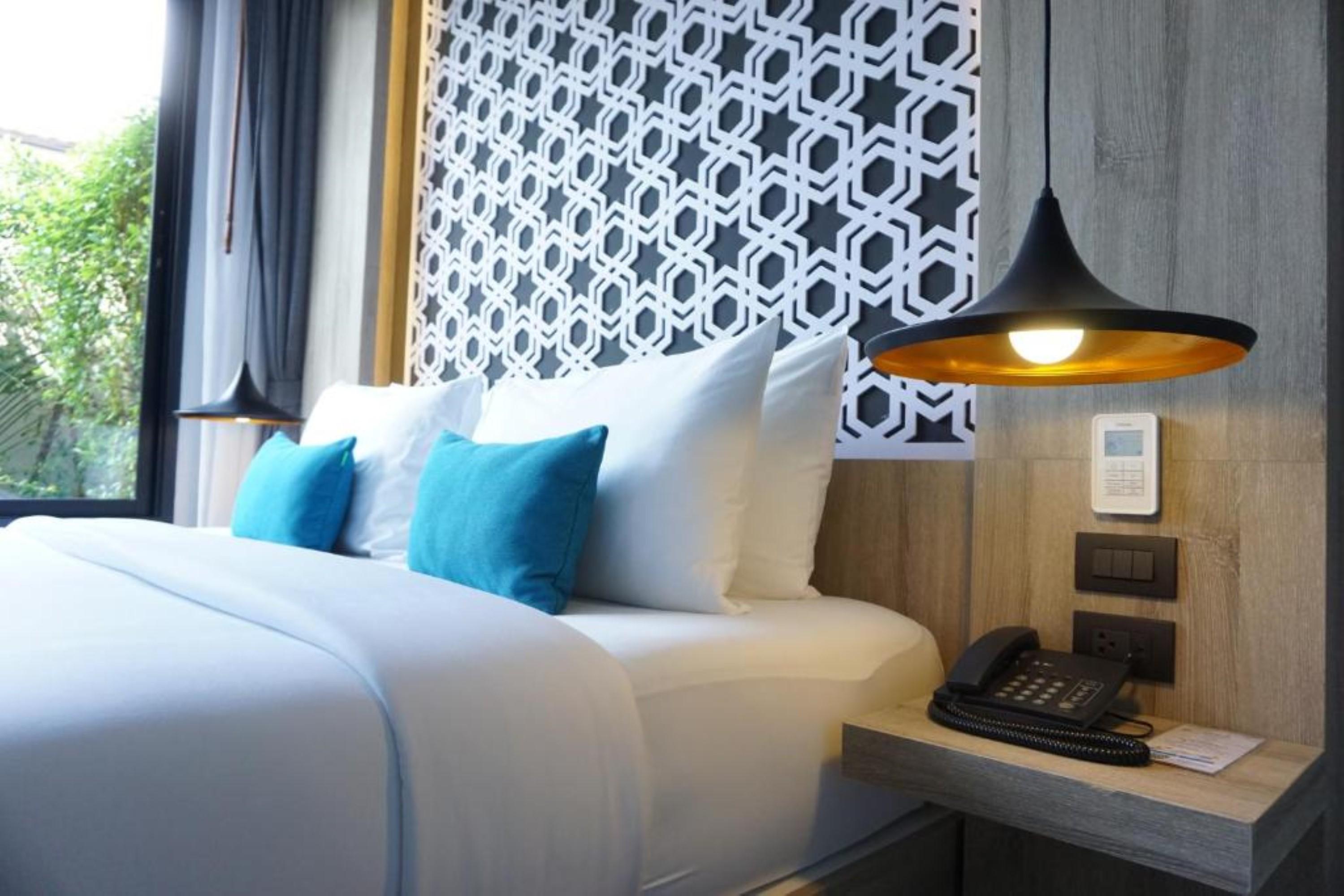 The Lake Chalong Hotel Sha Plus Экстерьер фото